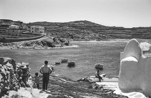 Black and white picture of Mykonos